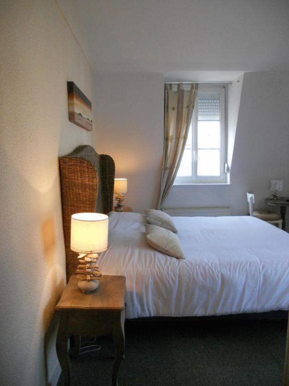 Hotel Des Falaises Villers-sur-Mer Cameră foto